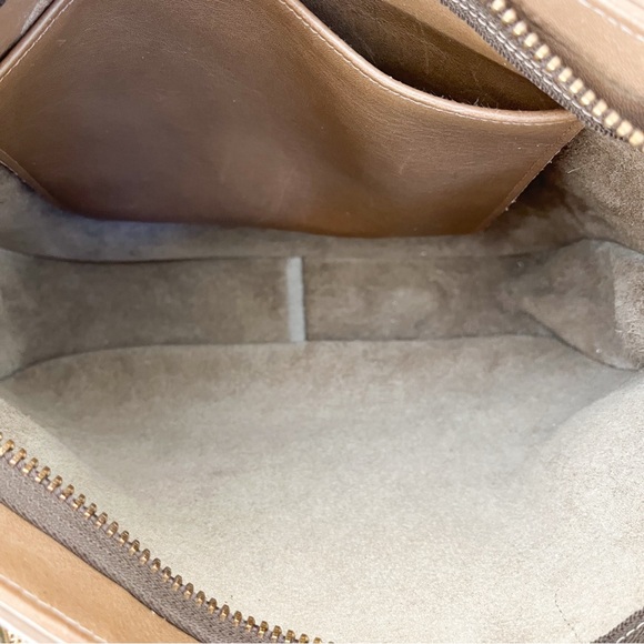 Dorcelle Vintage Tan Kiss Lock Shoulder Bag - Picture 9 of 12